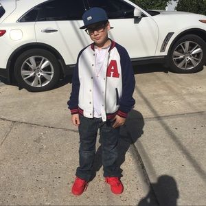 Meet your Posher, Janluis